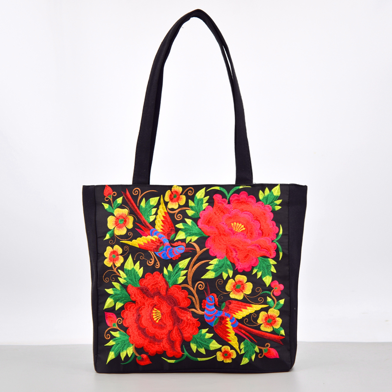 Women's Beach Bag Floral Pattern Tote — view 1