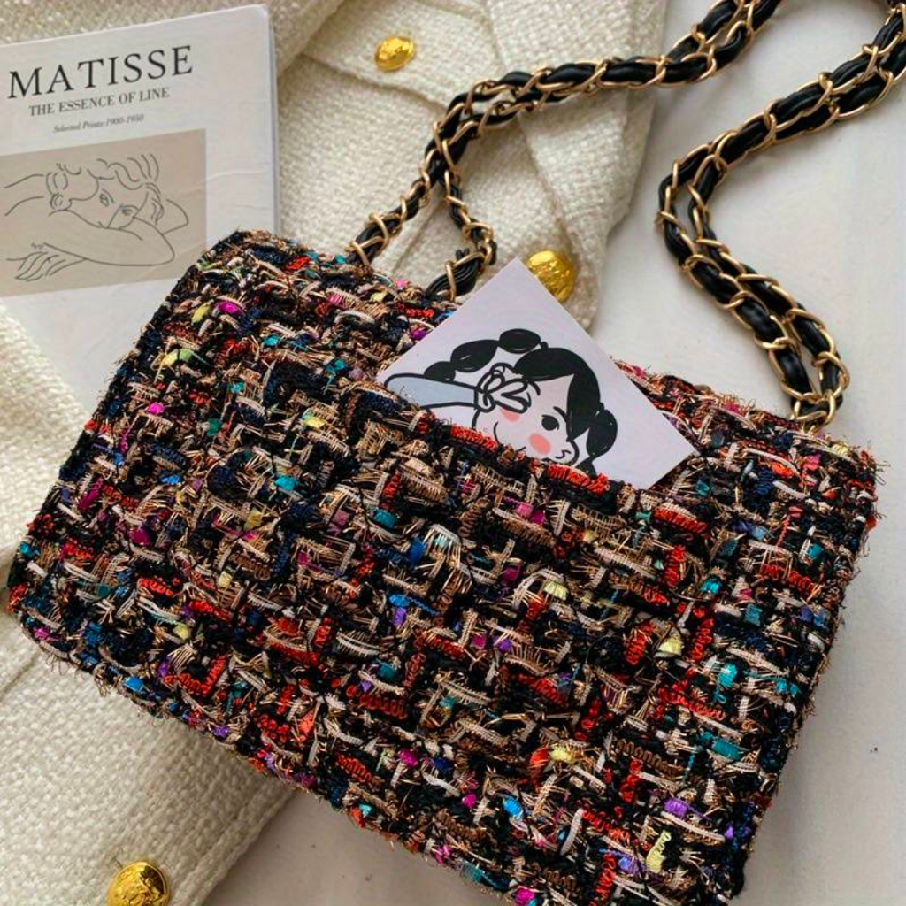 Women's Shoulder Bag Structured Bouclé Turn-Lock — view 5