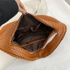 Women's Woven Shoulder Bag — view 2