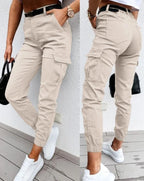 Women's Cotton Cargo Pants Relaxed Fit Everyday Utility Trousers for Autumn Wear