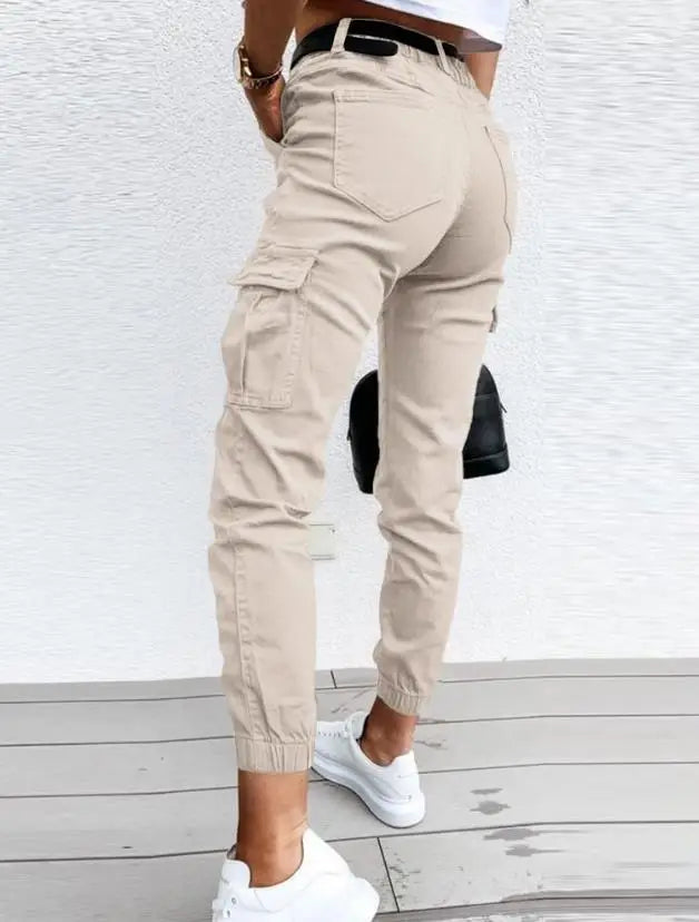 Women's Cotton Cargo Pants Relaxed Fit Everyday Utility Trousers for Autumn Wear
